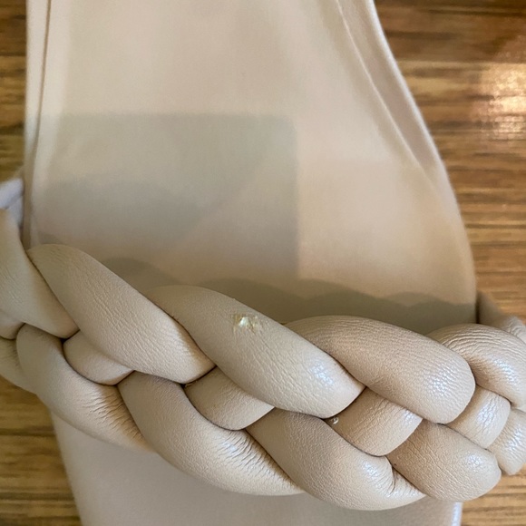 Dolce Vita Cream Stella Paily Heels - Picture 5 of 5